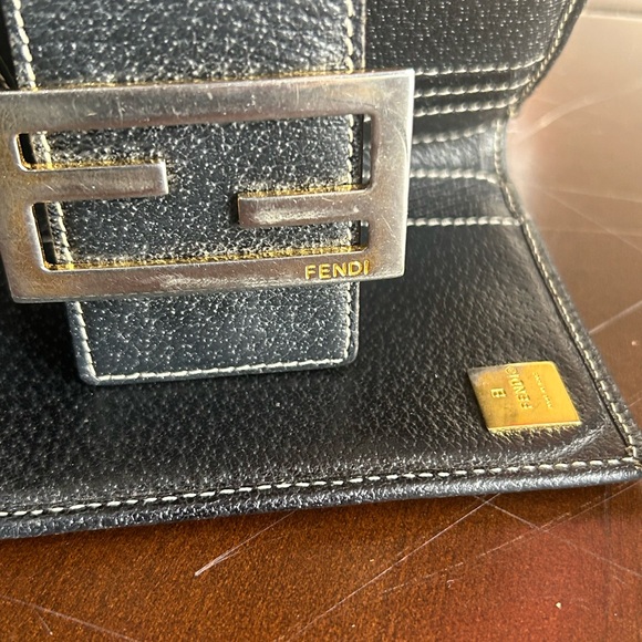 Fendi black leather wallet - Picture 5 of 14
